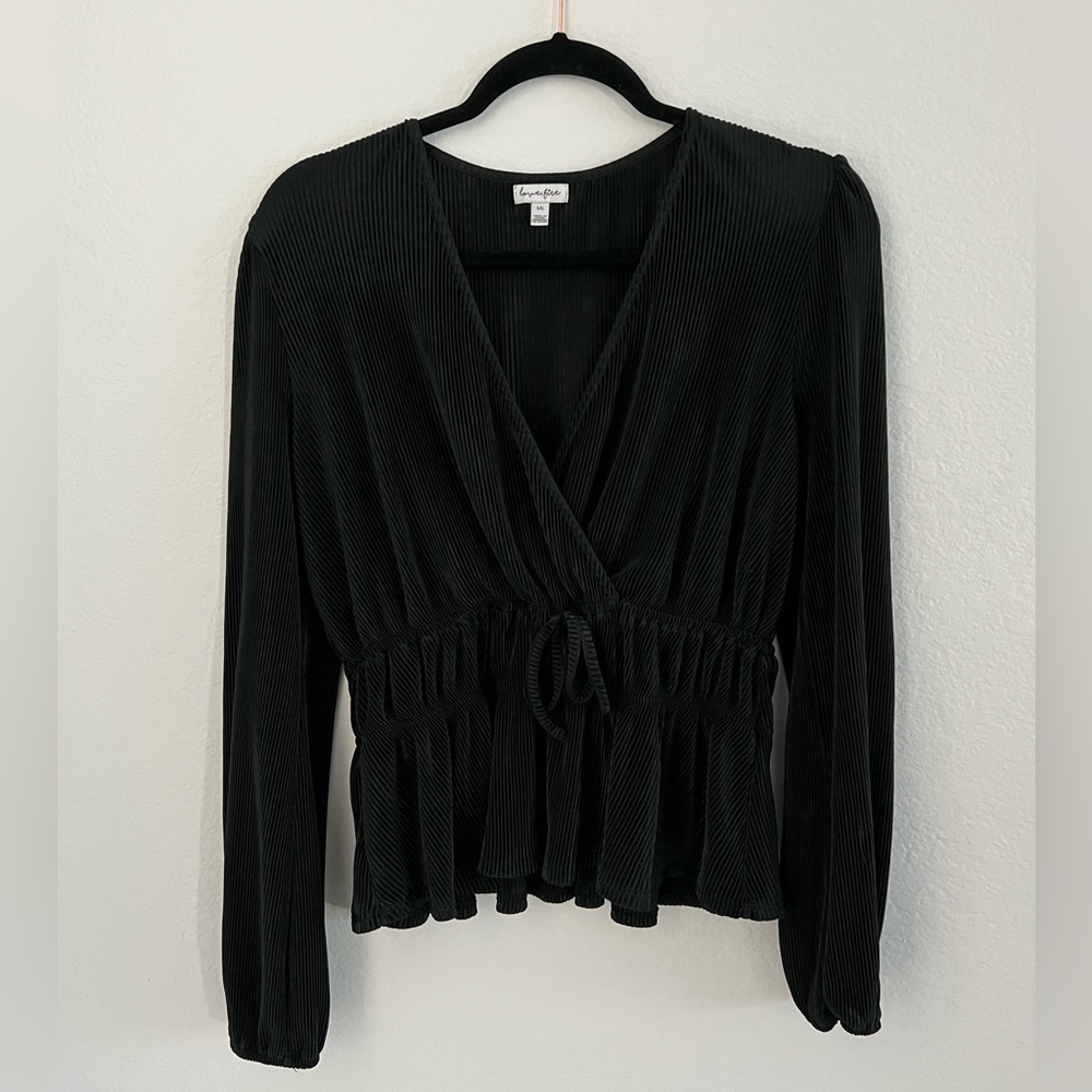 Black pleated peplum v neck